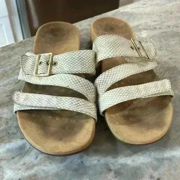 Vionic Sandals Womens Sz 11 Skylar Buckle Three Strap Slide Flats TVW4946 White - Picture 1 of 10